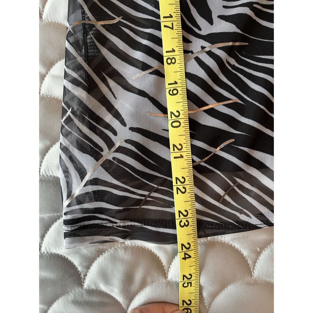 Desigual  Mesh Tshirt Fashion Zebra, size small Western Boho Chic  Short Sleeve - Picture 7 of 9